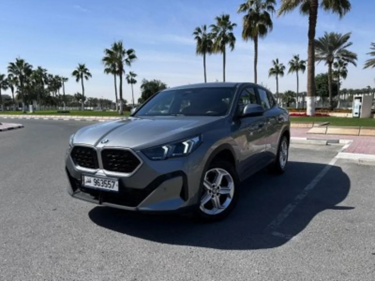 بي ام دبليو  اكس 2  4 سلندر  إس يو في 4 في 4  رمادي  2026