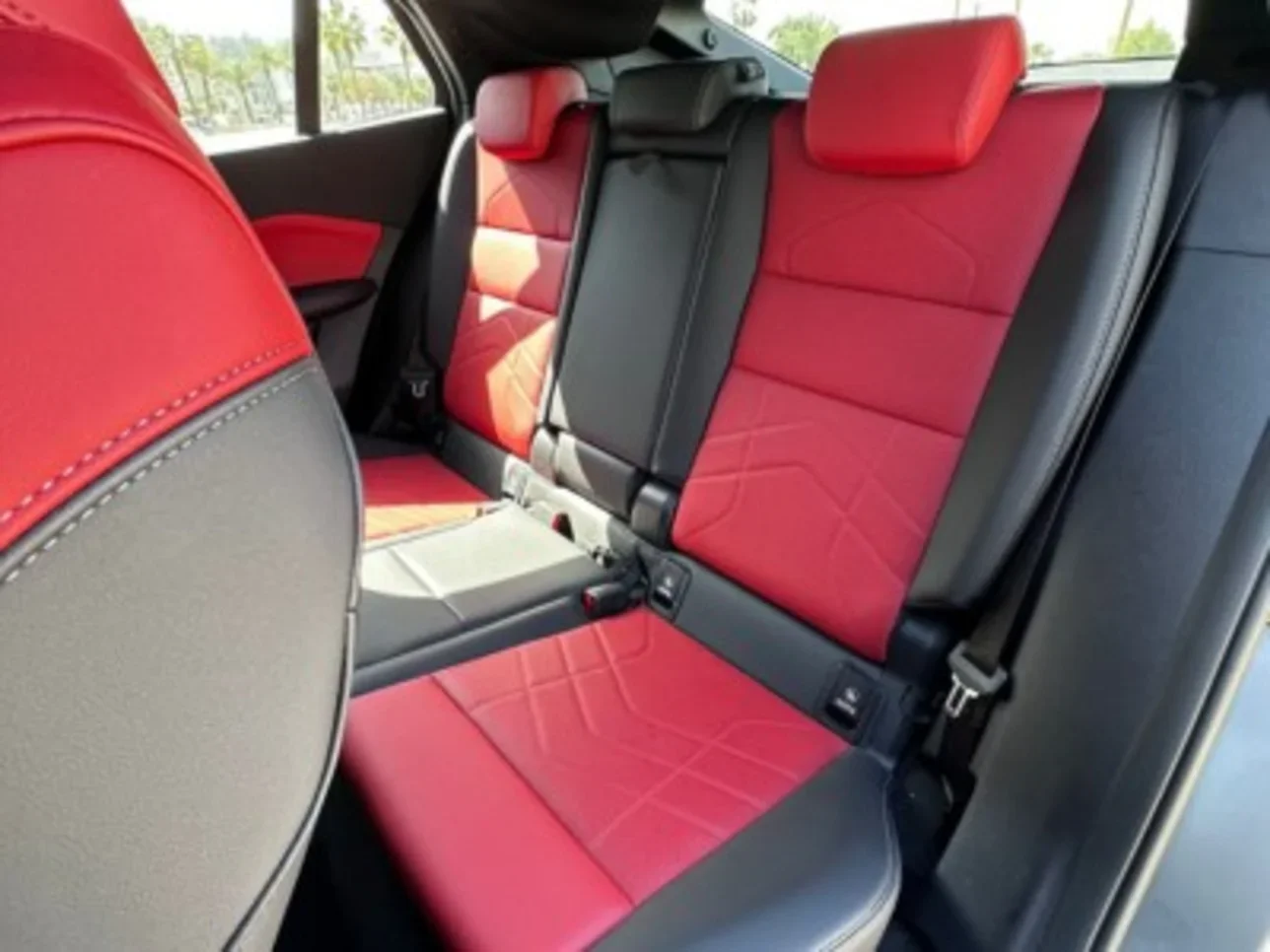 بي ام دبليو  اكس 2  4 سلندر  إس يو في 4 في 4  رمادي  2026