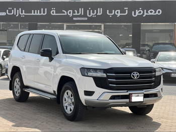 تويوتا  لاند كروزر  جي اكس  2024  اوتوماتيك  52,000 كم  6 سلندر  دفع رباعي  اس يو في  أبيض  تحت الضمان