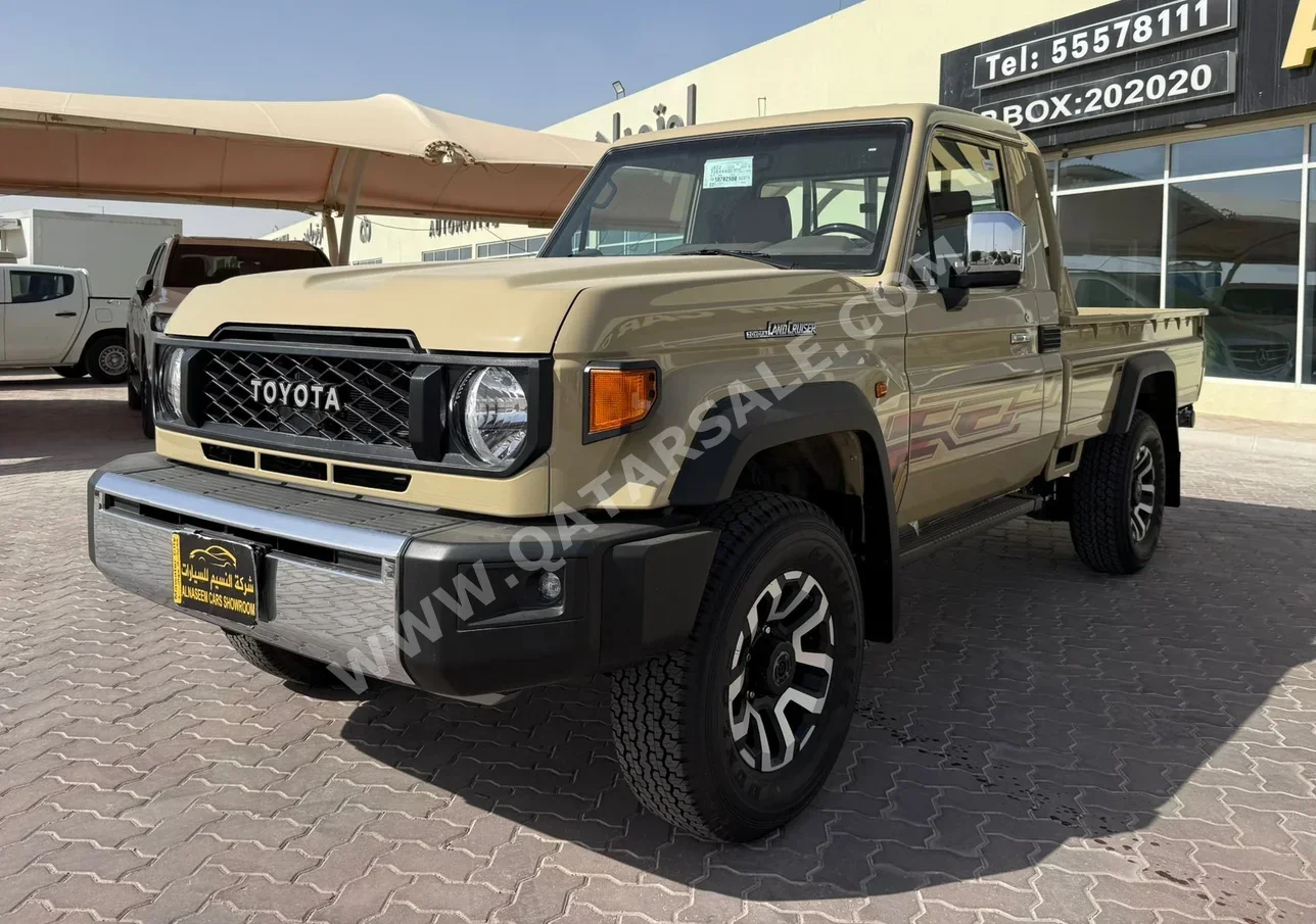 Toyota  Land Cruiser  LX  2025  Manual  0 Km  6 Cylinder  Four Wheel Drive (4WD)  Pick Up  Beige  With Warranty