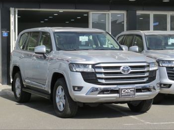 تويوتا  لاند كروزر  جي اكس ار توين توربو  2026  اوتوماتيك  0 كم  6 سلندر  دفع رباعي  اس يو في  فضي  تحت الضمان