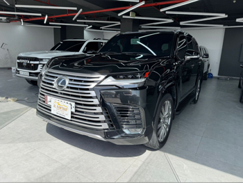 Lexus  LX  600  2022  Automatic  58,000 Km  6 Cylinder  Four Wheel Drive (4WD)  SUV  Black  With Warranty