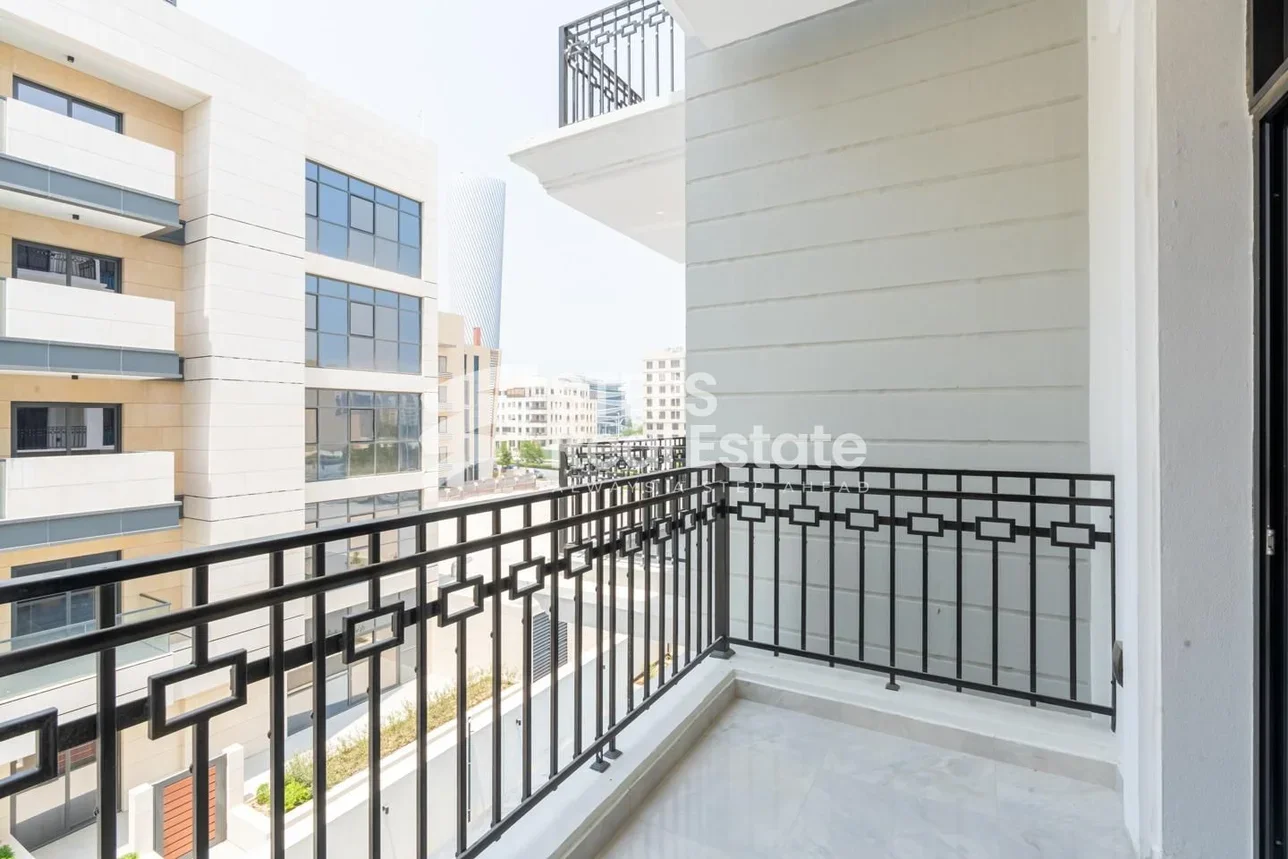 1 غرف نوم  شقة  للبيع  في لوسيل -  جبل ثعيلب  نصف مفروشة