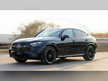 Mercedes-Benz  GLC  200 AMG  2025  Automatic  0 Km  4 Cylinder  All Wheel Drive (AWD)  SUV  Black Matte