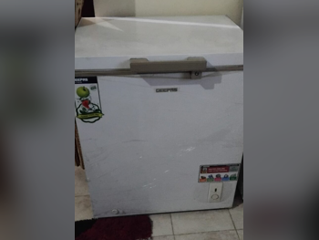 مجمدات جيباس  أبيض  2020 \  151-200 لتر  جانبي