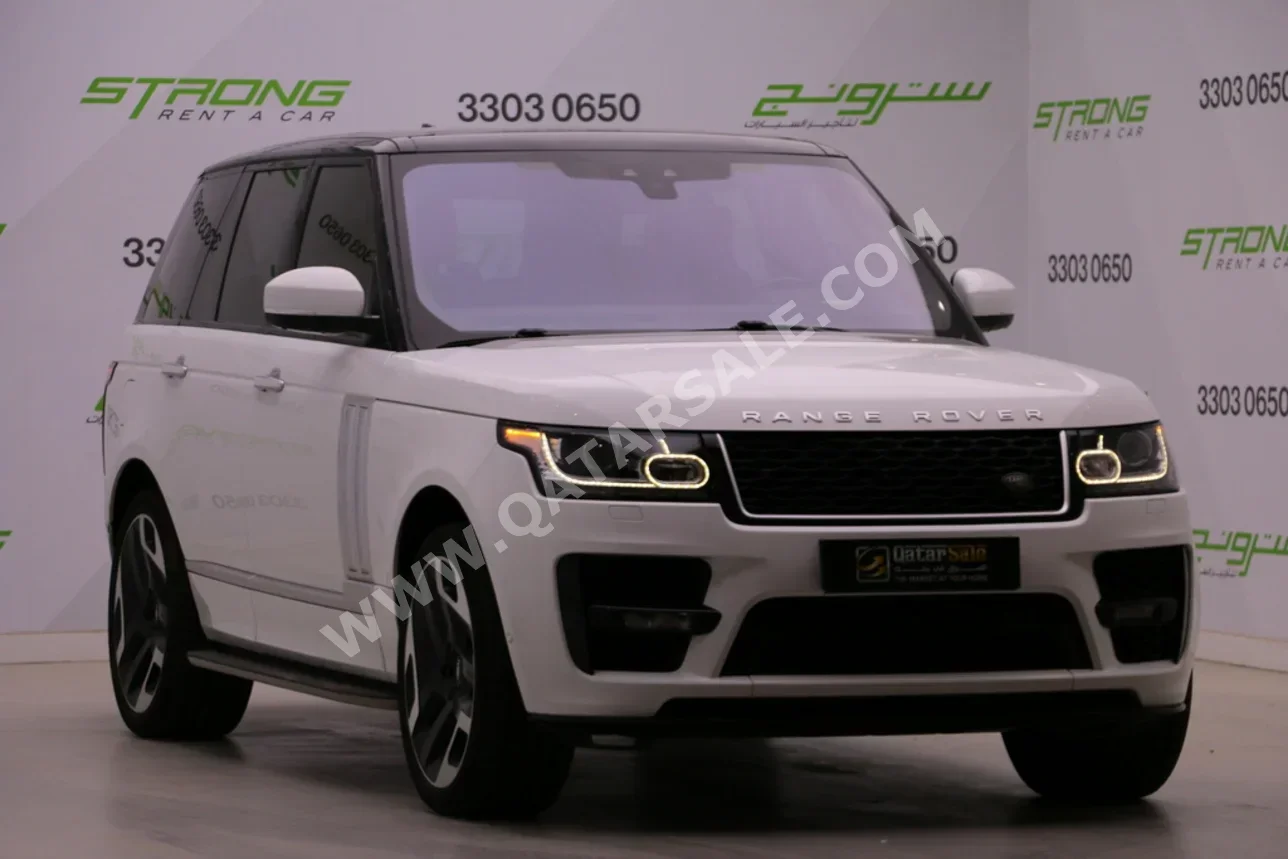 لاند روفر  رنج روفر  فوج اوتوبايوغرافي  2017  اوتوماتيك  97,000 كم  8 سلندر  دفع رباعي  اس يو في  أبيض