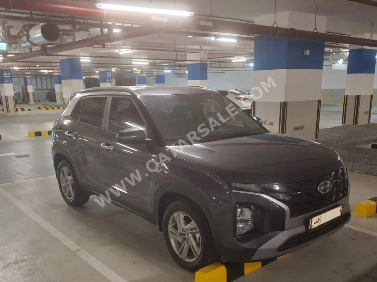 Hyundai  Creta  2022  Automatic  45,000 Km  4 Cylinder  Front Wheel Drive (FWD)  SUV  Gray and Silver