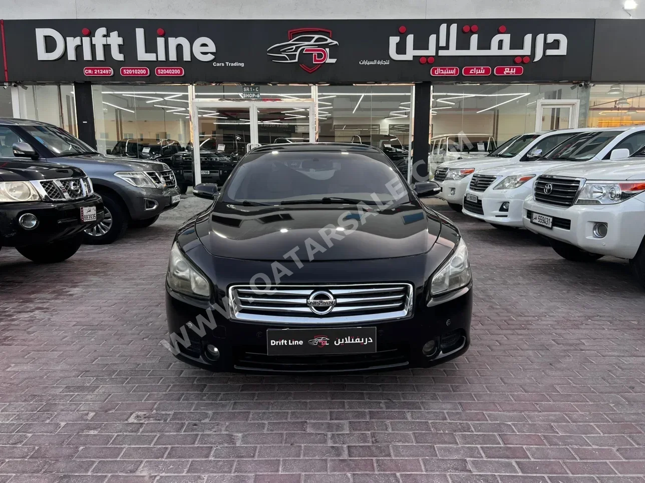 Nissan Maxima SR 2013 Automatic 300,000 Km 6 Cylinder Front Wheel Drive (FWD) Sedan Black