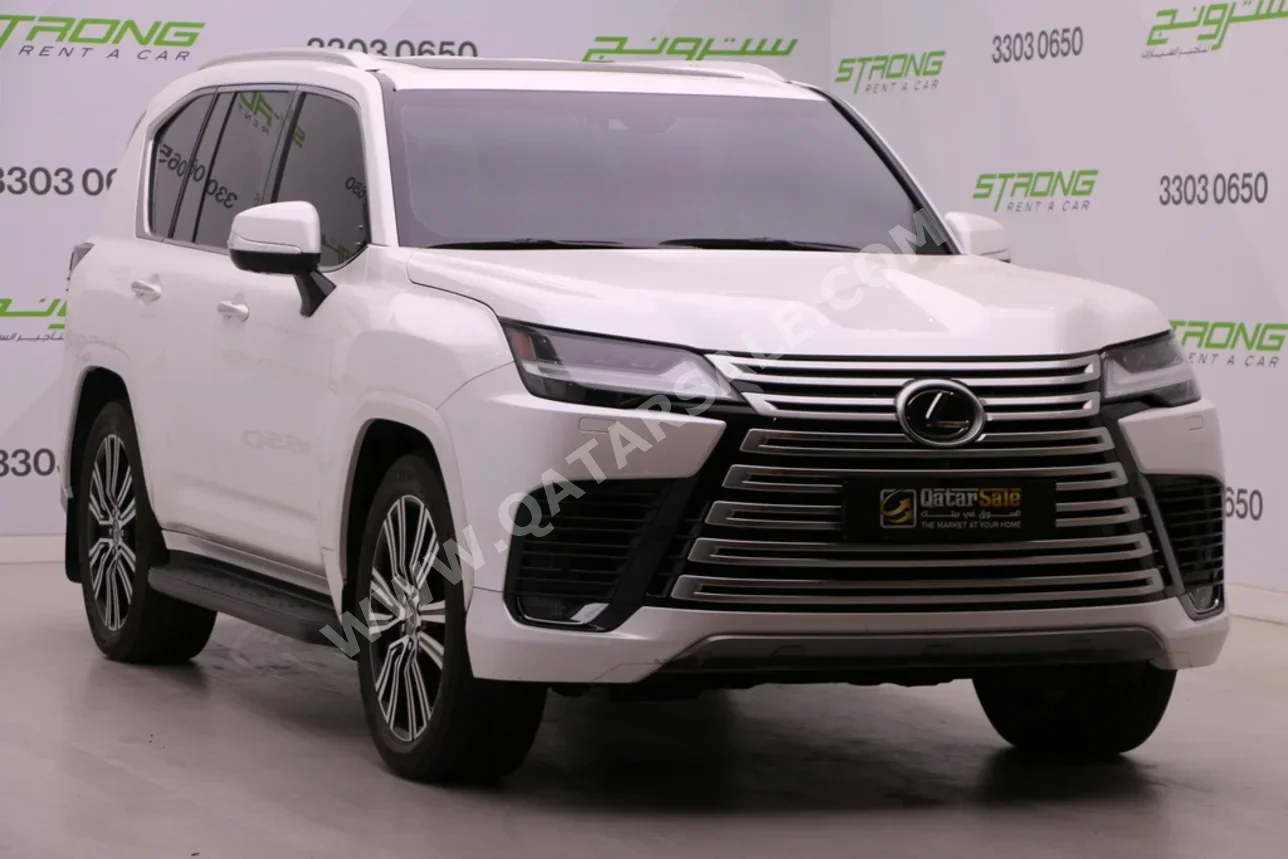 لكزس ال اكس 600 لكجري 2024 اوتوماتيك 75,000 كم 6 سلندر دفع رباعي اس يو في أبيض تحت الضمان