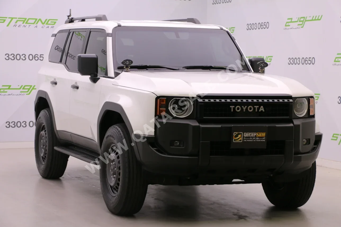 تويوتا  برادو  2025  اوتوماتيك  36,000 كم  4 سلندر  دفع رباعي  اس يو في  أبيض  تحت الضمان