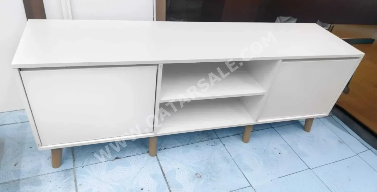 TV Bench  - Lifestyle  - White