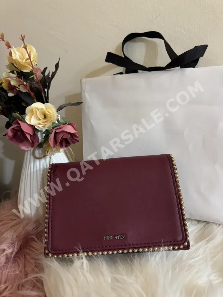 حقائب - أحمر - نسائي