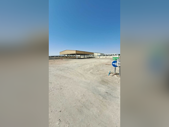 اراضي للايجار  في الوكرة  - بركة العوامر  -المساحة 4,000 متر مربع