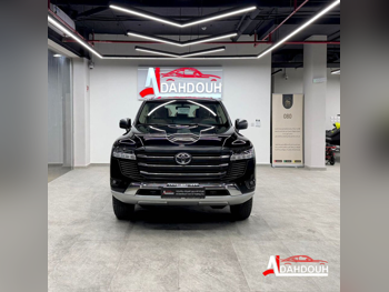 Toyota  Land Cruiser  GX  2025  Automatic  17,000 Km  6 Cylinder  Four Wheel Drive (4WD)  SUV  Black  With Warranty