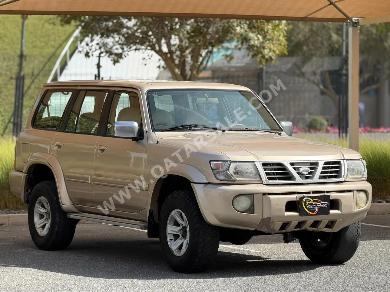 نيسان  باترول  سفاري  1998  اوتوماتيك  270,000 كم  6 سلندر  دفع رباعي  اس يو في  ذهبي