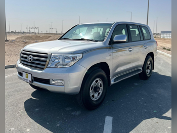 Toyota  Land Cruiser  VXR  2009  Automatic  562,399 Km  8 Cylinder  Four Wheel Drive (4WD)  SUV  Silver