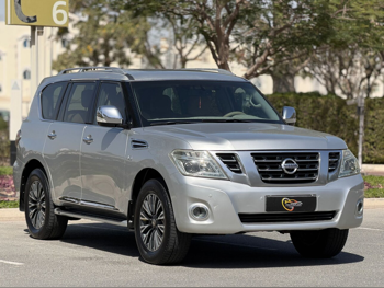 نيسان  باترول  اس اي  2012  اوتوماتيك  355,000 كم  8 سلندر  دفع رباعي  اس يو في  فضي