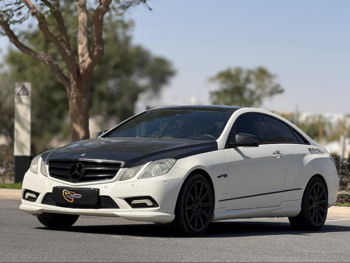 مرسيدس - بنز  اي - كلاس  350  2010  اوتوماتيك  450,000 كم  4 سلندر  دفع خلفي  سيدان  أبيض