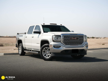 GMC  Sierra  2016  Automatic  156,000 Km  8 Cylinder  Four Wheel Drive (4WD)  Pick Up  White