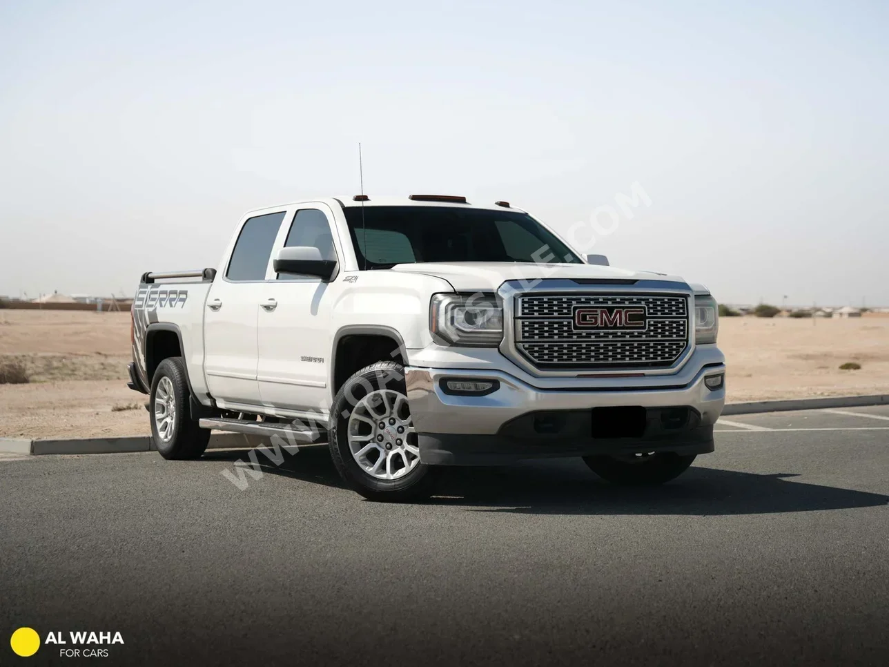 GMC Sierra 2016 Automatic 156,000 Km 8 Cylinder Four Wheel Drive (4WD) Pick Up White