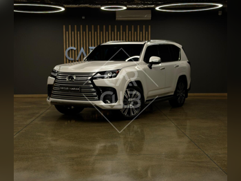 لكزس  ال اكس  600 لكجري  2025  اوتوماتيك  11,000 كم  6 سلندر  دفع رباعي  اس يو في  أبيض  تحت الضمان