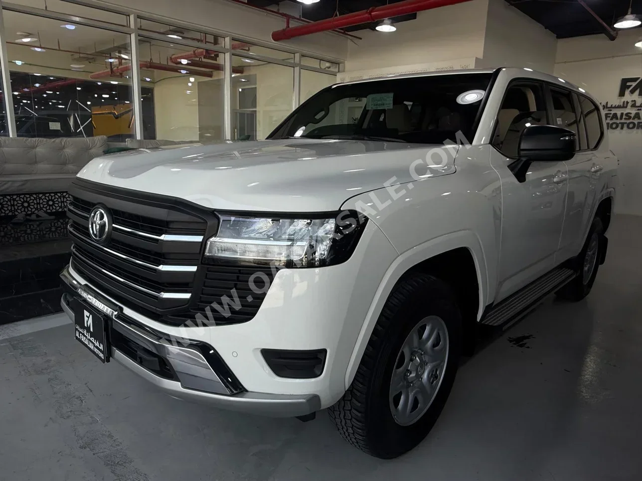 تويوتا لاند كروزر جي 2024 اوتوماتيك 41,000 كم 6 سلندر دفع رباعي اس يو في أبيض تحت الضمان