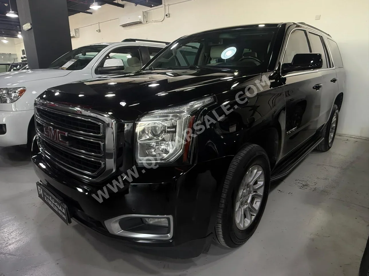 GMC  Yukon  SLE  2019  Automatic  126,000 Km  8 Cylinder  Rear Wheel Drive (RWD)  SUV  Black