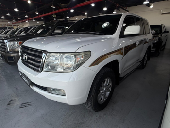 Toyota  Land Cruiser  GX  2010  Automatic  222,000 Km  6 Cylinder  Four Wheel Drive (4WD)  SUV  White