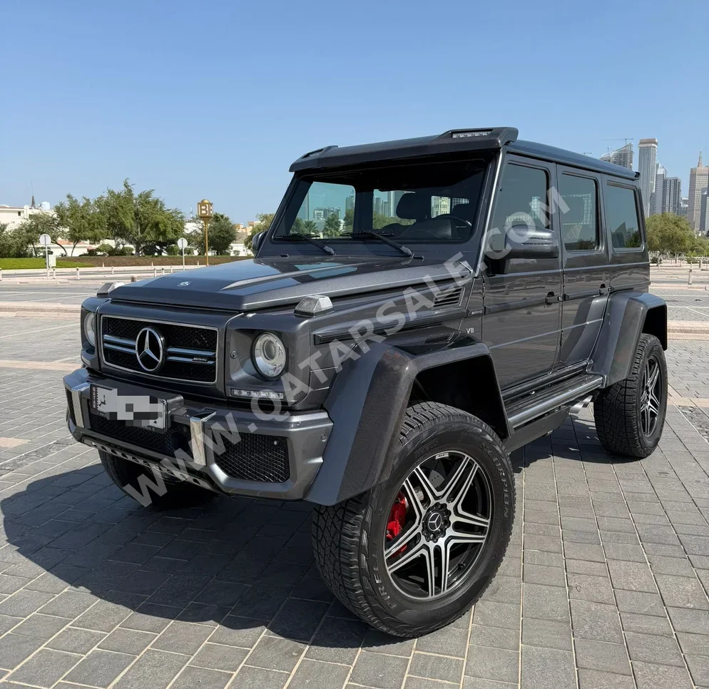 مرسيدس - بنز  جي - كلاس  63 اي ام جي  2013  اوتوماتيك  122,000 كم  8 سلندر  دفع رباعي  اس يو في  رمادي