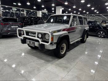 نيسان  باترول  سفاري  1991  عادي  400,000 كم  6 سلندر  دفع رباعي  اس يو في  فضي