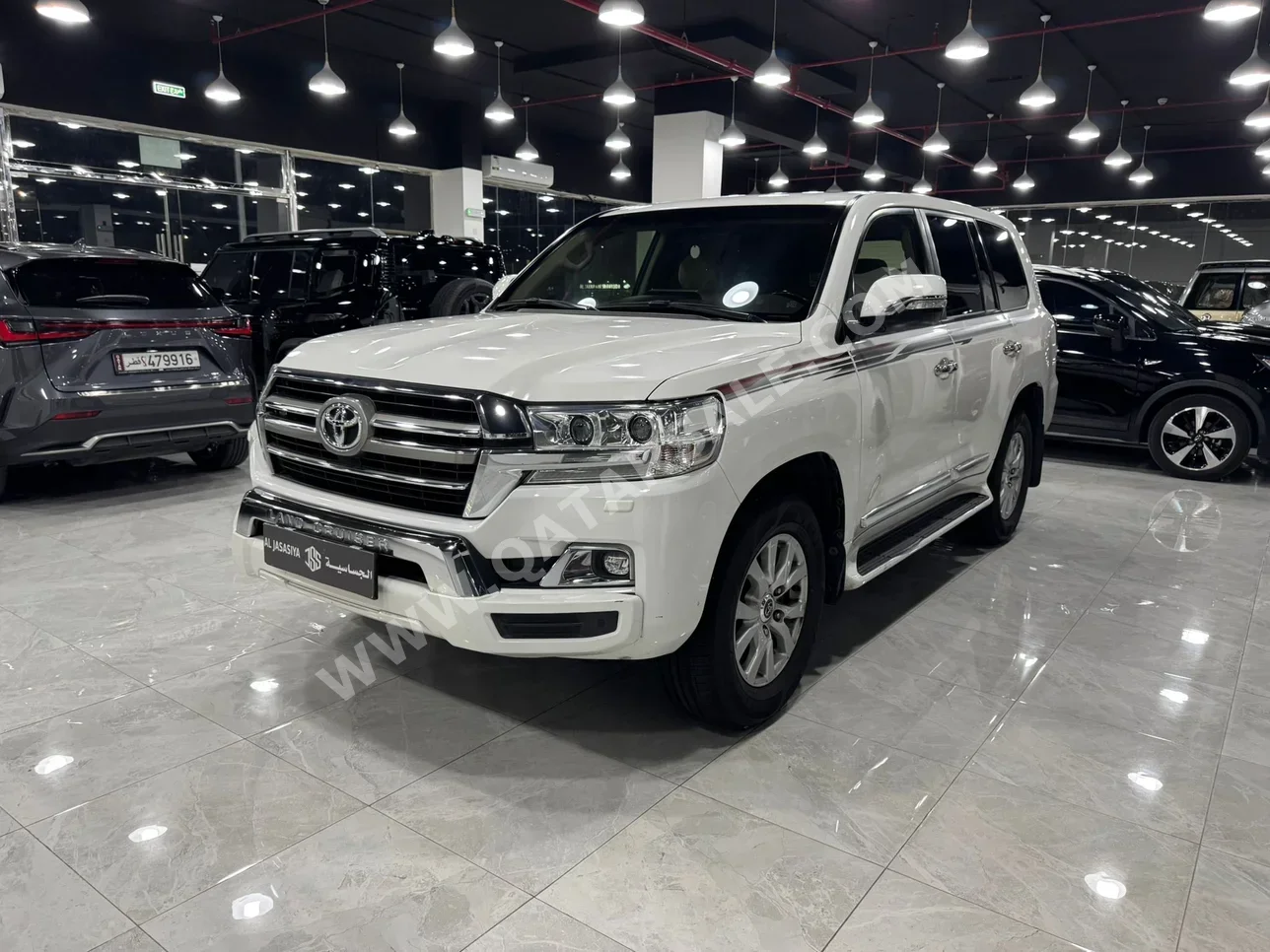 Toyota  Land Cruiser  GXR  2020  Automatic  112,000 Km  8 Cylinder  Four Wheel Drive (4WD)  SUV  White