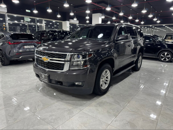Chevrolet  Tahoe  2016  Automatic  182,000 Km  8 Cylinder  Four Wheel Drive (4WD)  SUV  Gray