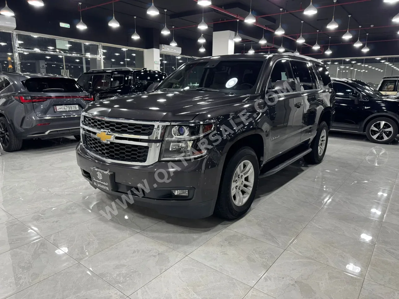 شفروليه تاهو 2016 اوتوماتيك 182,000 كم 8 سلندر دفع رباعي اس يو في رمادي