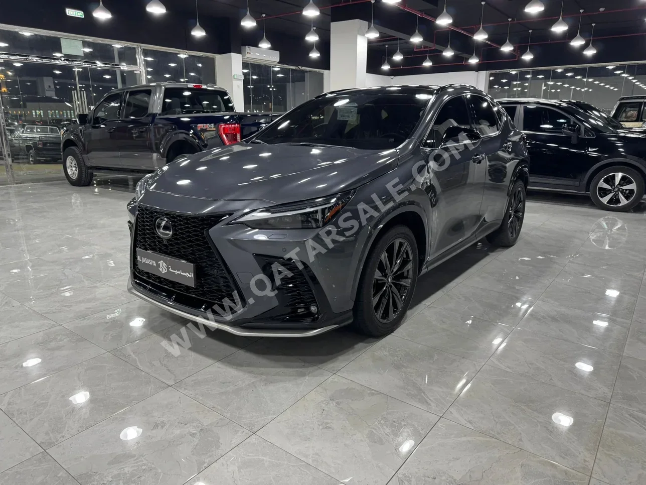 لكزس ان اكس 350 اف سبورت 2022 اوتوماتيك 29,000 كم 4 سلندر دفع كلي مستمر اس يو في رمادي تحت الضمان