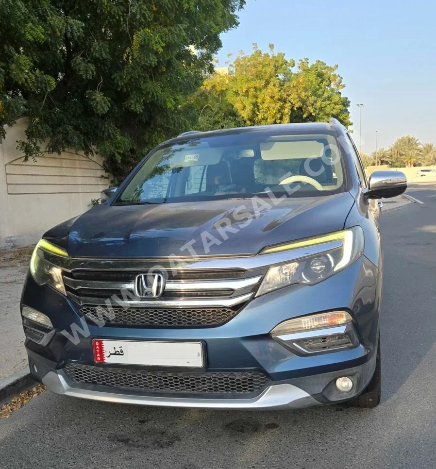 هوندا بايلوت تورينغ 2016 اوتوماتيك 230,000 كم 6 سلندر دفع كلي مستمر اس يو في ازرق