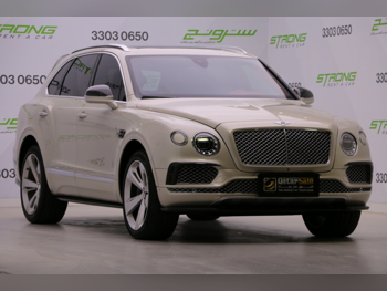 بنتلي  بينتايجا  2018  اوتوماتيك  69,000 كم  12 سلندر  دفع رباعي  اس يو في  أبيض لؤلؤي