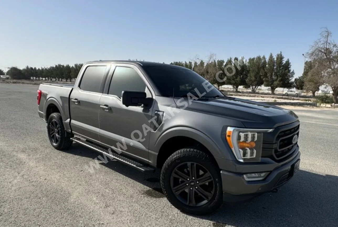 فورد أف 150 اف اكس 4 2021 اوتوماتيك 38,000 كم 6 سلندر دفع رباعي بيكب رمادي