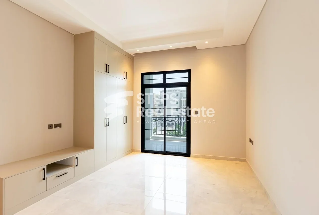 1 غرف نوم  شقة  للبيع  في لوسيل -  جبل ثعيلب  نصف مفروشة