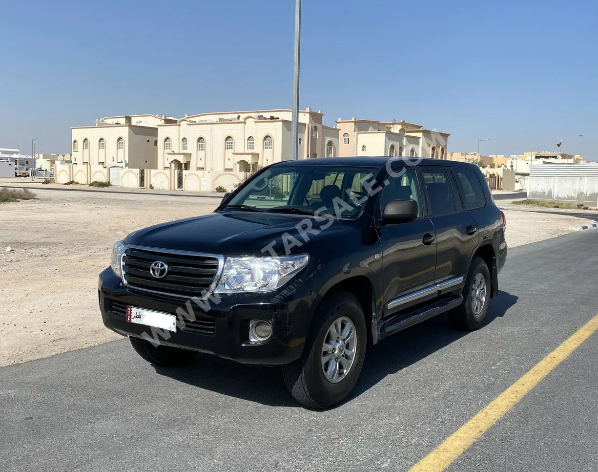 تويوتا لاند كروزر جي 2011 اوتوماتيك 330,000 كم 6 سلندر دفع رباعي اس يو في أسود