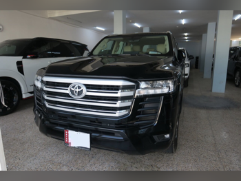 تويوتا  لاند كروزر  جي اكس ار توين توربو  2024  اوتوماتيك  37,000 كم  6 سلندر  دفع رباعي  اس يو في  أسود  تحت الضمان