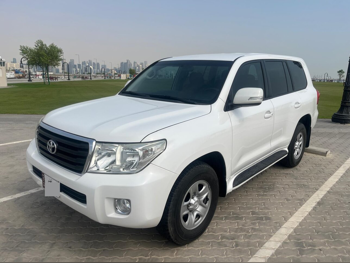 Toyota  Land Cruiser  G  2012  Automatic  270,000 Km  6 Cylinder  Four Wheel Drive (4WD)  SUV  White