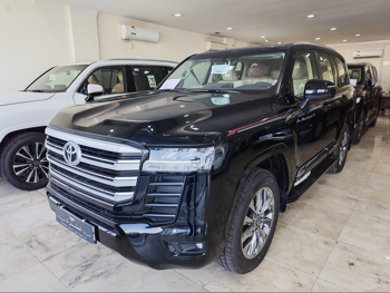 Toyota  Land Cruiser  GXR  2026  Automatic  0 Km  6 Cylinder  Four Wheel Drive (4WD)  SUV  Black  With Warranty