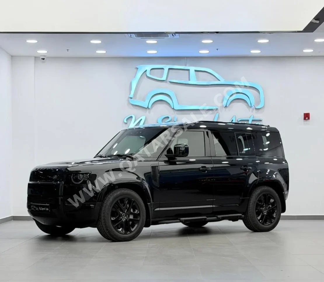 لاند روفر  ديفيندر  110 اكس داينمك  2023  اوتوماتيك  62,000 كم  6 سلندر  دفع رباعي  اس يو في  أسود  تحت الضمان