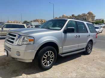 فورد  اكسبيديشن  2011  اوتوماتيك  116,000 كم  8 سلندر  دفع رباعي  اس يو في  فضي