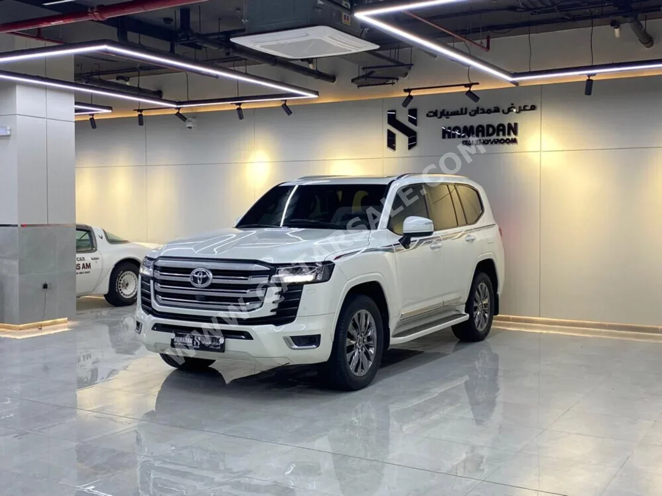 تويوتا  لاند كروزر  جي اكس ار توين توربو  2024  اوتوماتيك  91,000 كم  6 سلندر  دفع رباعي  اس يو في  أبيض  تحت الضمان