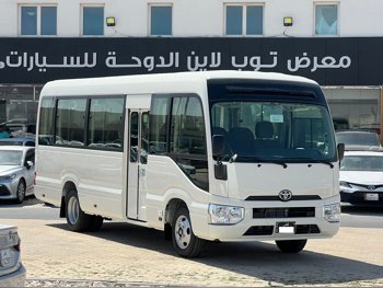 تويوتا  كوستر  2025  عادي  0 كم  4 سلندر  دفع خلفي  فان \ باص  أبيض