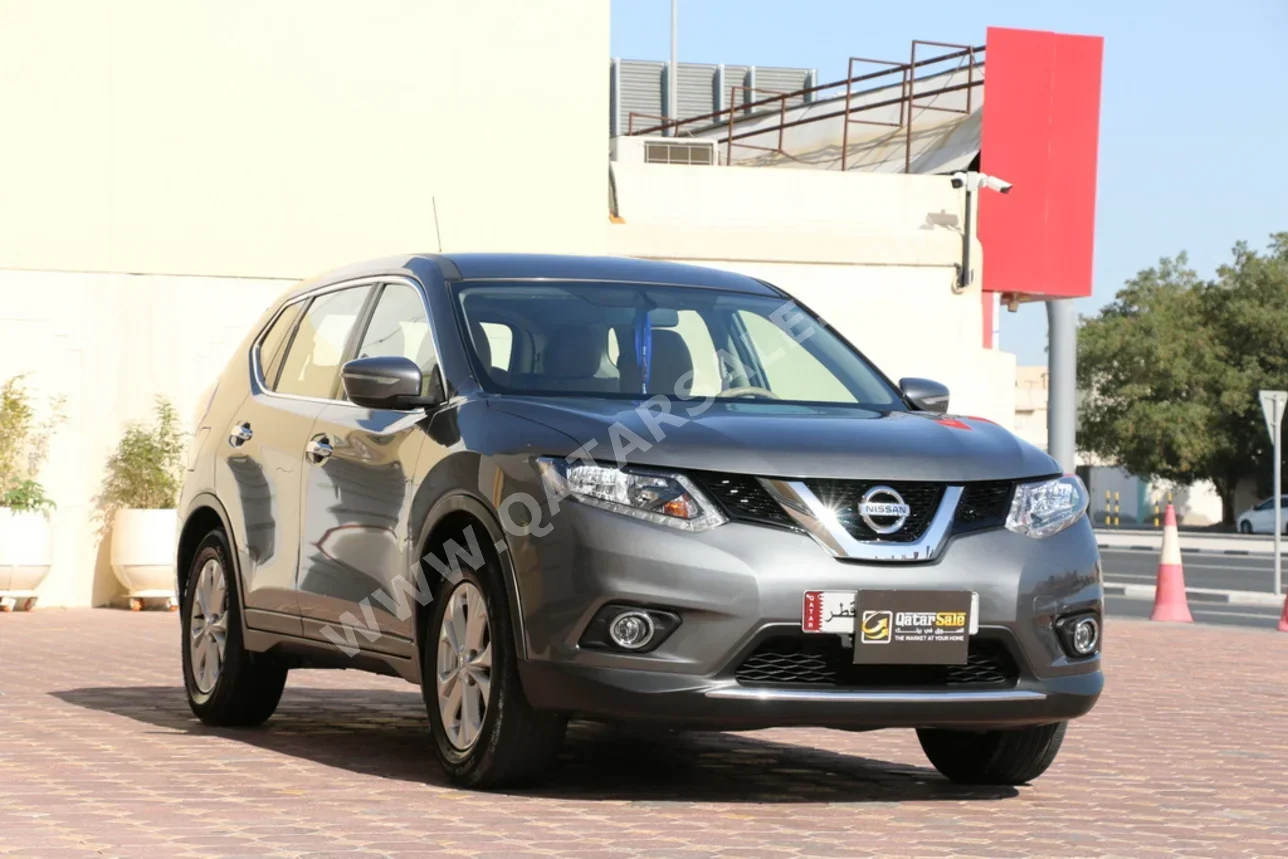 نيسان  إكس - ترايل  2015  اوتوماتيك  91,000 كم  4 سلندر  دفع رباعي  اس يو في  رمادي