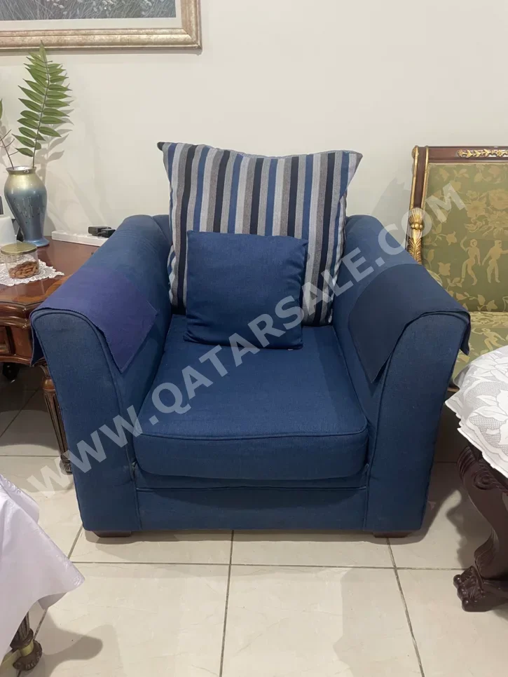 الأرائك والكنب والكراسي طقم كنب  - قماش  - أزرق