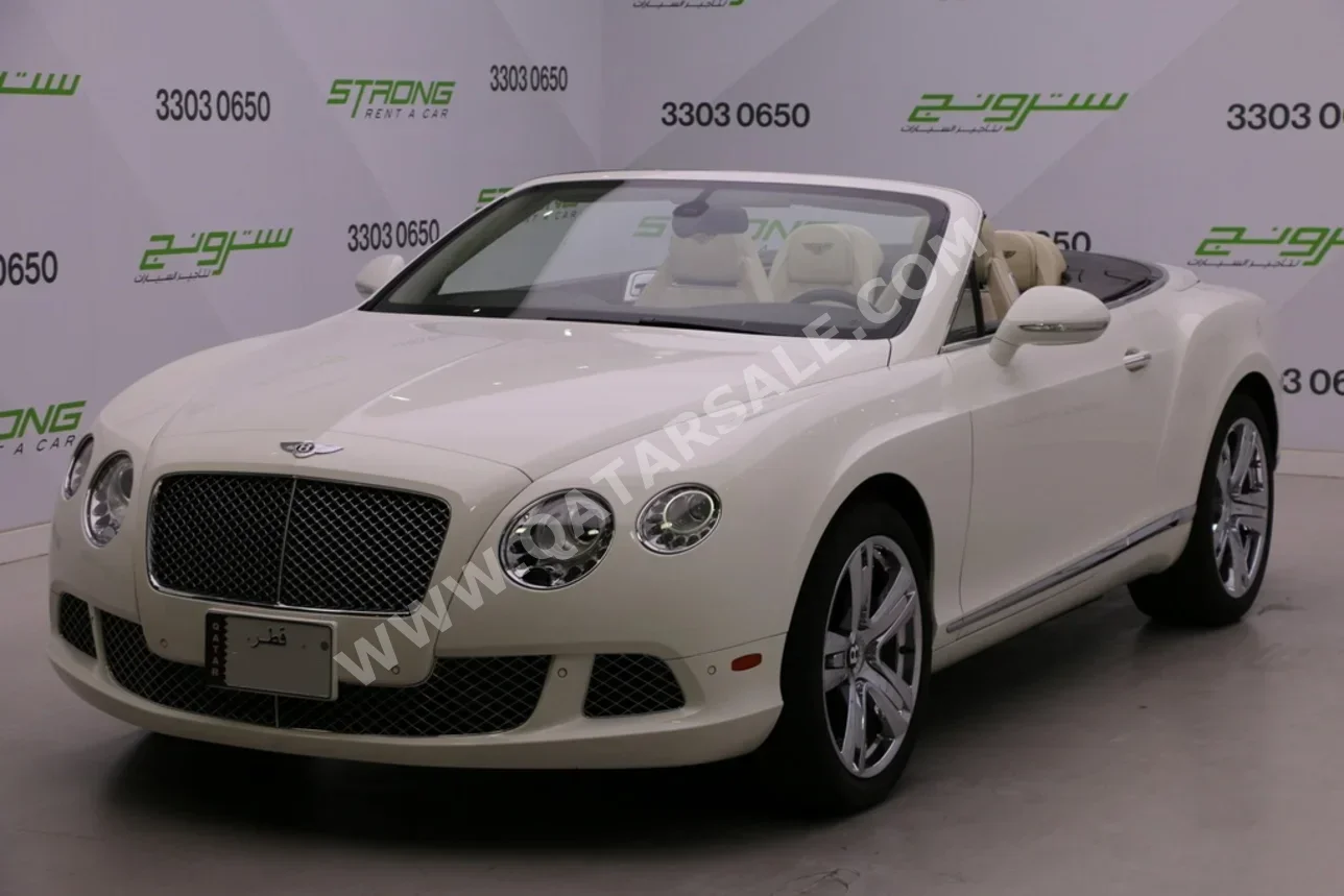 Bentley Continental 2012 Automatic 30,000 Km 12 Cylinder Four Wheel Drive (4WD) Coupe / Sport White
