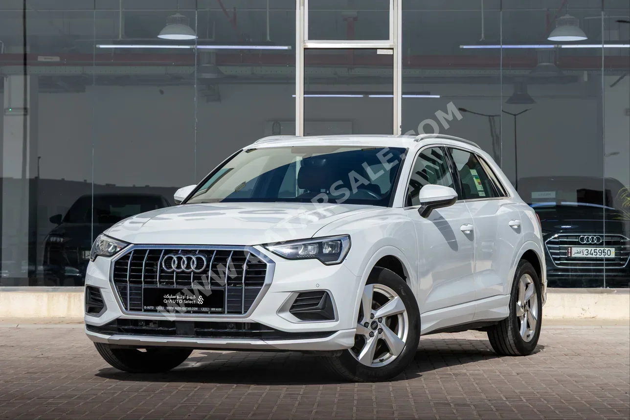 اودي  كيو 3  35 تي اف اس اي  2023  اوتوماتيك  20,000 كم  4 سلندر  سحب امامي  اس يو في  أبيض  تحت الضمان
